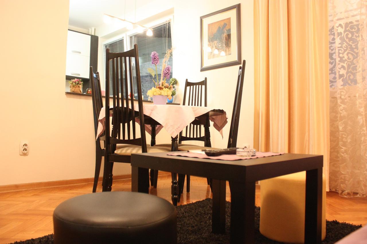 Purple Rain Apartment